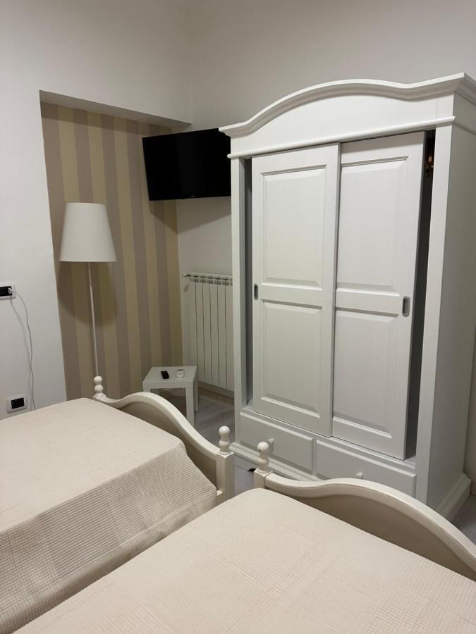 B&B By Family L&G Vibo Valentia Marina Exterior foto